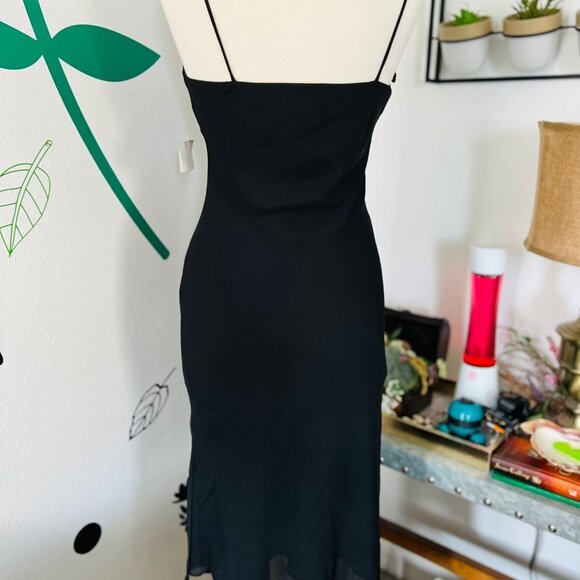 ✨Little Black Dress -  Elevate Your Style with Celavie Collection! ✨ - Picture 3 of 7